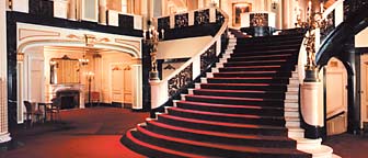 columbusPalace.jpg