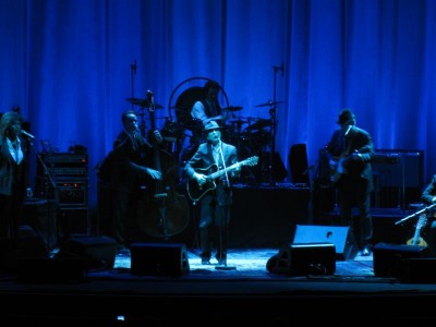Famous Blue Raincoat