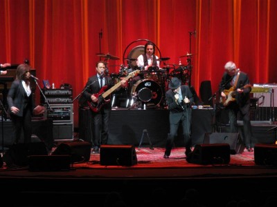 Closing Time (really getting down with the groove!)