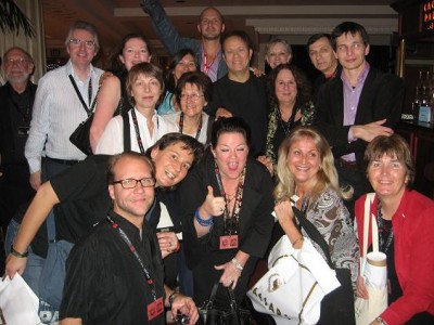 Front row: ?, Lisa/LisaLCFan, Bonnie/bkmccalla, MaryB, mollydog/Mary   Back row: Dick, IrishAl/Albert, IrishMar/Marie, Birgit, Box_of_Rain/Denise, ?/Conny, Dino, Roscoe, ladydi/Diana, mutti/Leslie, PanCogito/Roman, fil/Phillip,